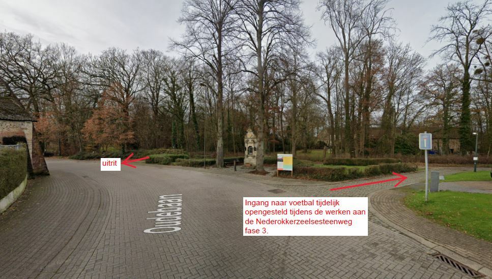 De parking aan de voetbalterreinen van Erps-Kwerps is door de werken aan de Nederokkerzeelsesteenweg tijdelijk ook toegankelijk via de Oudebaan. 